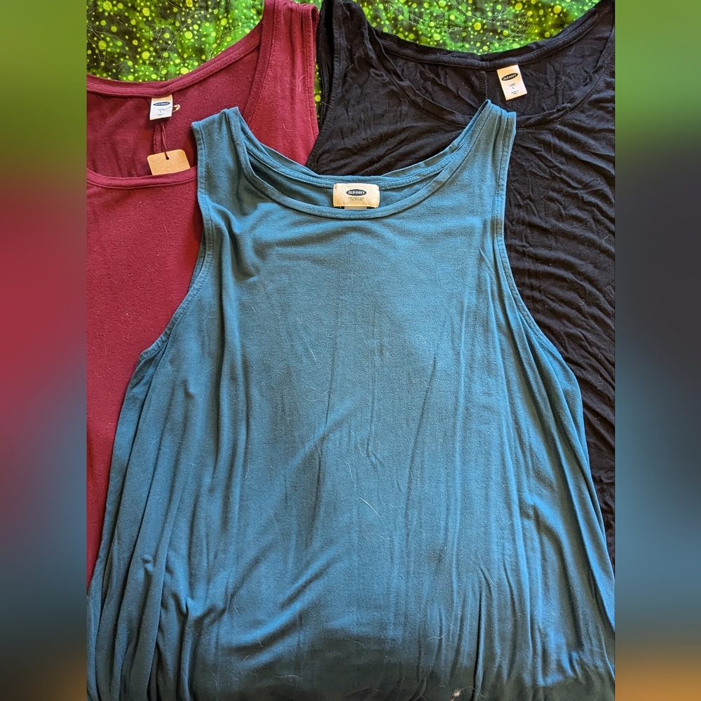 Old Navy Women's Scoop Neck Luxe Tank Tops Bundle Size L